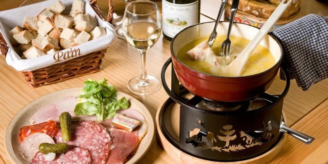 千万别在深夜看！从北到南、从东到西，法国各地区美食大起底！馋到哭！